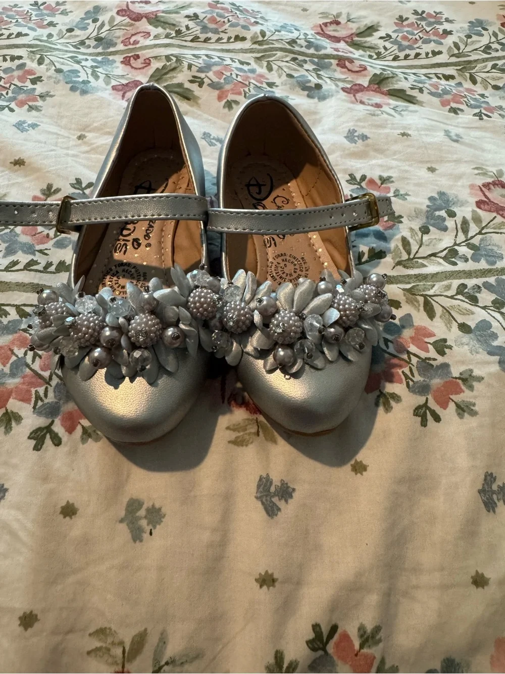Girls' Silver Floral Pearl Mary Jane Dress Shoes